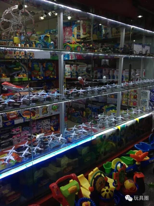 年底玩具市场销售情况分析 线上线下齐发力，益智与潮流玩具成热点